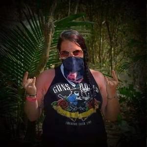 Meet your Posher, Caroline